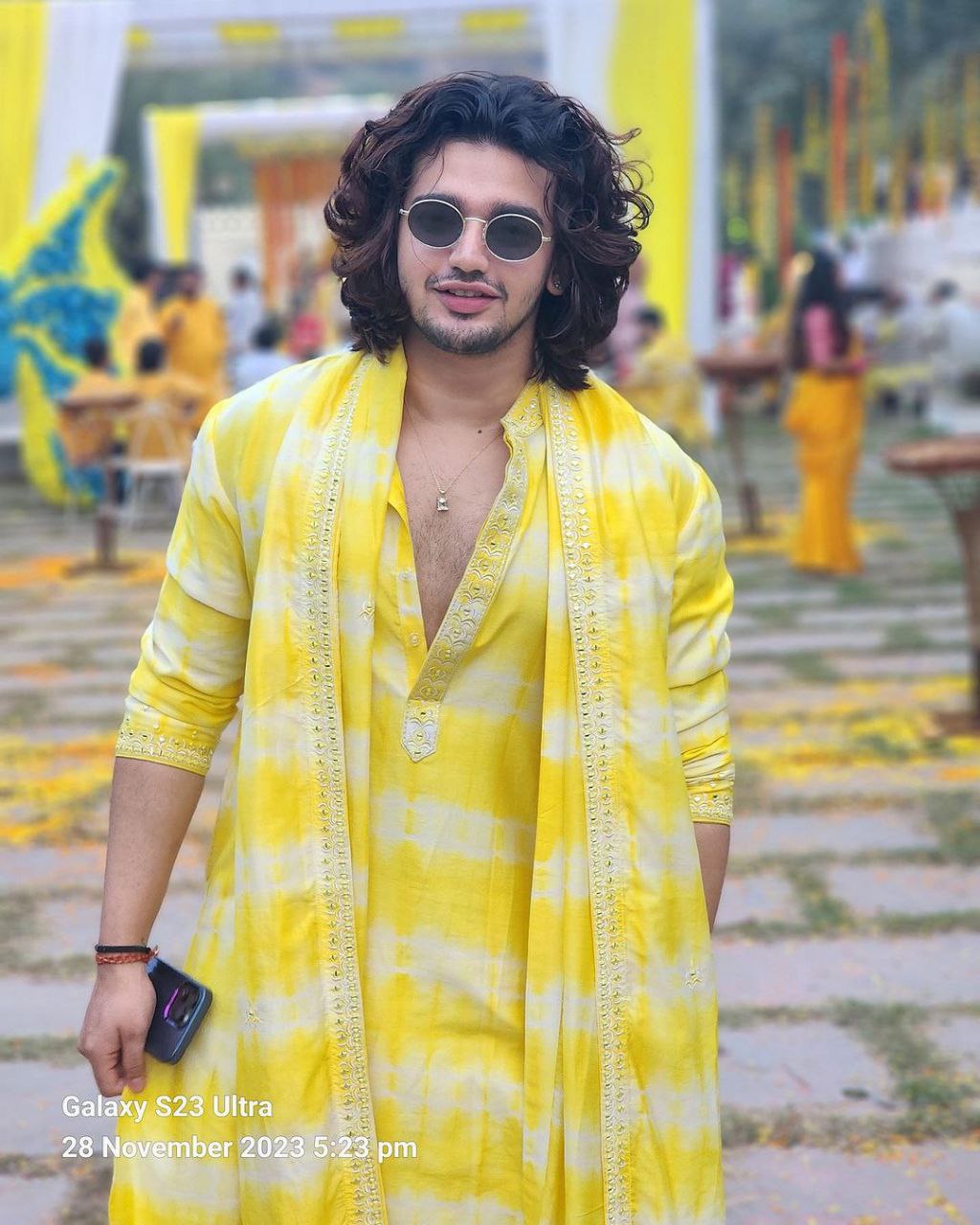 YELLOW & WHITE PRINTED WORK KURTA, PAJAMA AND DUPATTA SET FOR MEN'S
