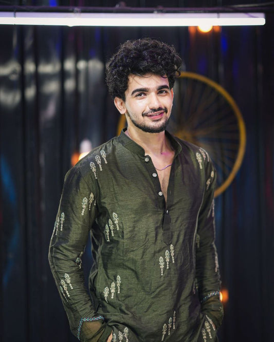 OLIVE GREEN LINEN SATIN CUTDANA & FLORAL EMBROIDERED KURTA PAJAMA SET FOR MEN'S