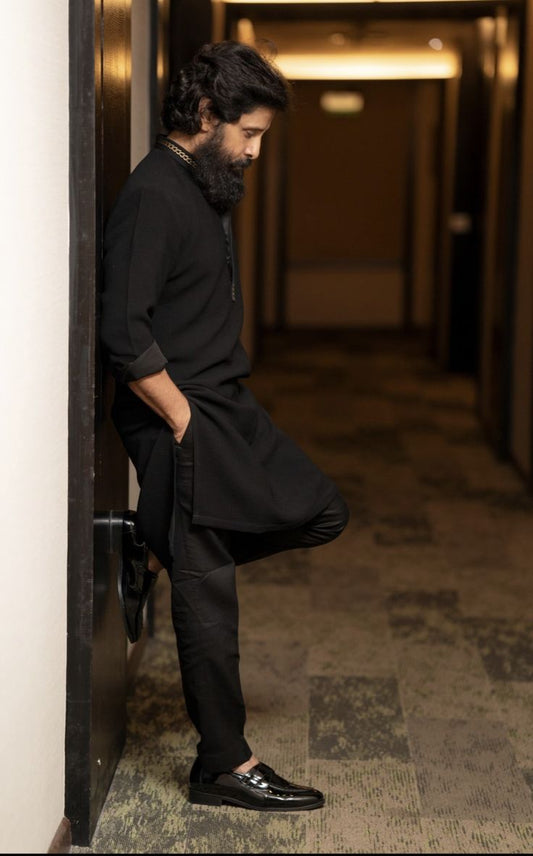 Black Hand Embroidered Kurta With Pants