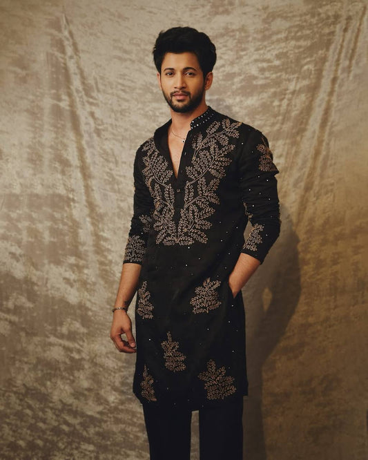 BLACK EMBROIDERED DORI AND SEQUNCES WORK KURTA PAJAMA SET FOR MEN'S