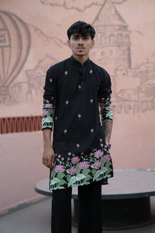 BLACK PINK LOTUS HEAVY FLORAL EMBROIDERED KURTA WITH PAJAMA