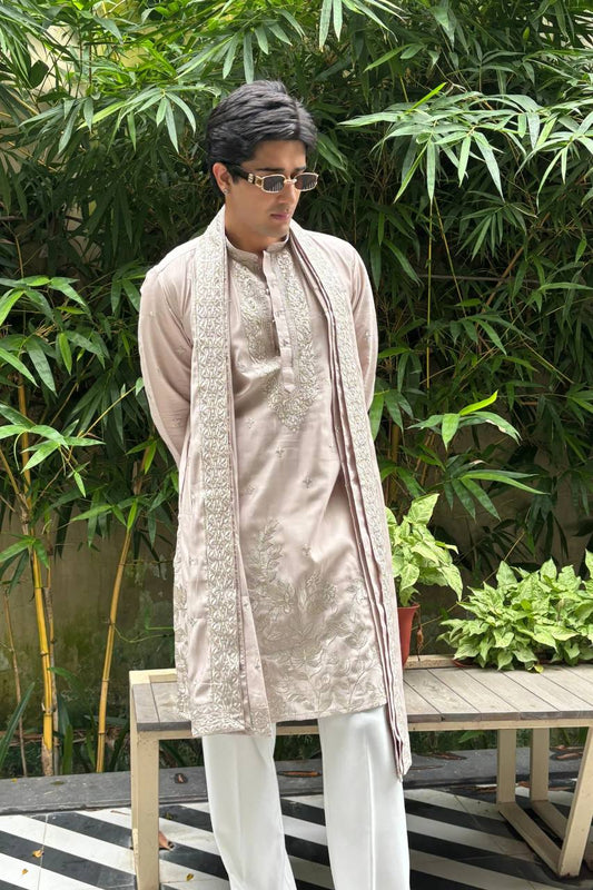 BLUSH PINK EMBROIDERRED KURTA PAJAMA WITH DUPATTA SET FOR MEN'S