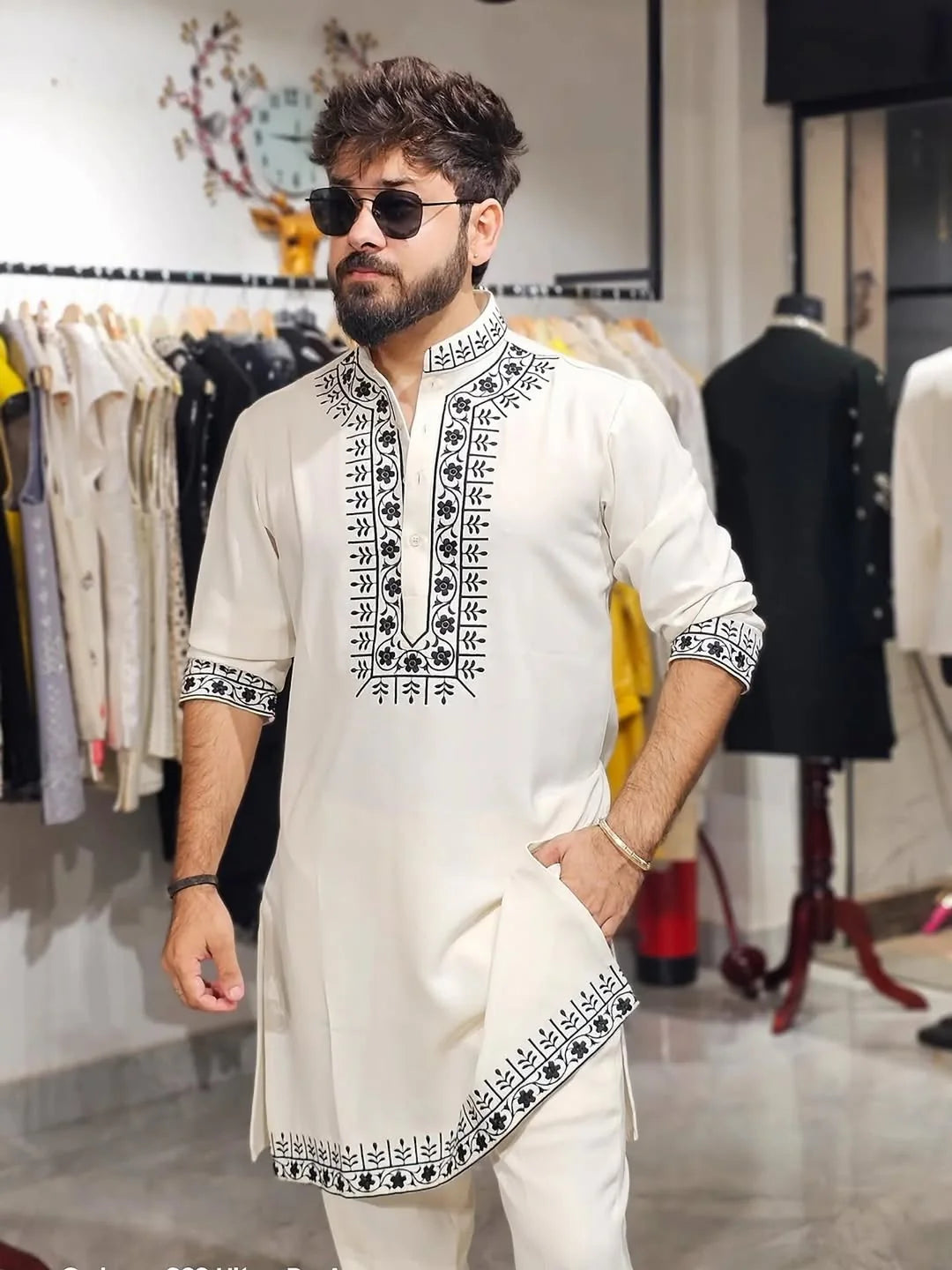 WHITE KURTA WITH BLACK THERD EMBROIDERED WORK KURTA PAJAMA SET