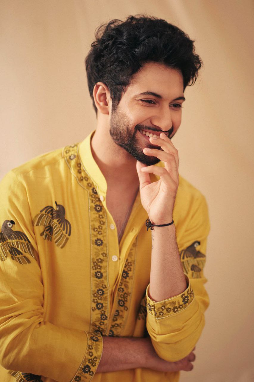 MUSTARD PARROT CHANDERI KURTA PAJAMA SET FOR MENS