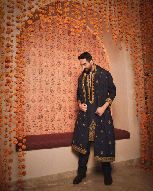 BLACK EMBROIDERED KURTA PAJAMA AND DUPATTA SET FOR MEN'S